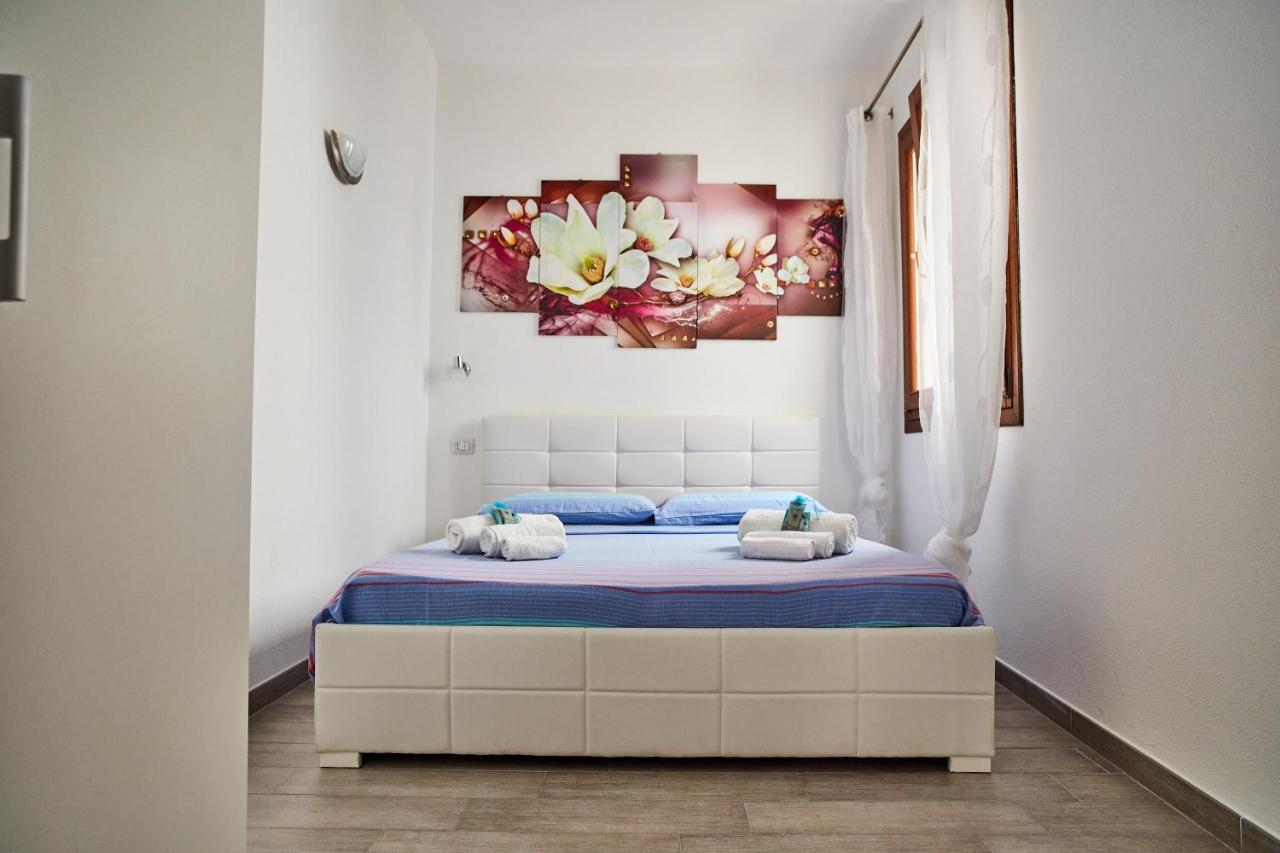 Appartement House Matteo La Punzesa à Santa Teresa Gallura Extérieur photo